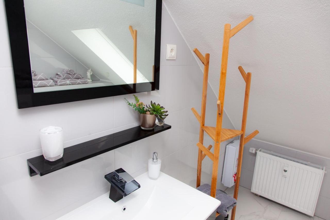 T&K Apartments Near Messe Fair Trade Duesseldorf Und Airport 3A Duisburg Ngoại thất bức ảnh
